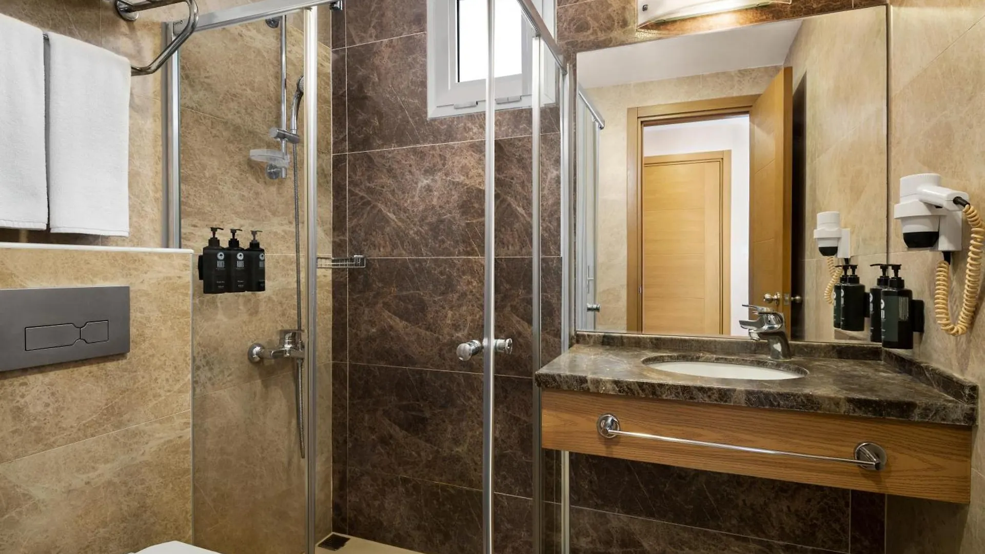 La Quinta By Wyndham Cesme Hotel Izmir